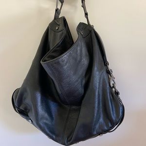 ❤️Authentic Rebecca Minkoff Nikki Hobo Black with Super Cute Lining!
